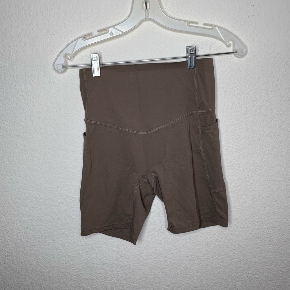 NWOT Halara tan biker shorts - Picture 2 of 11